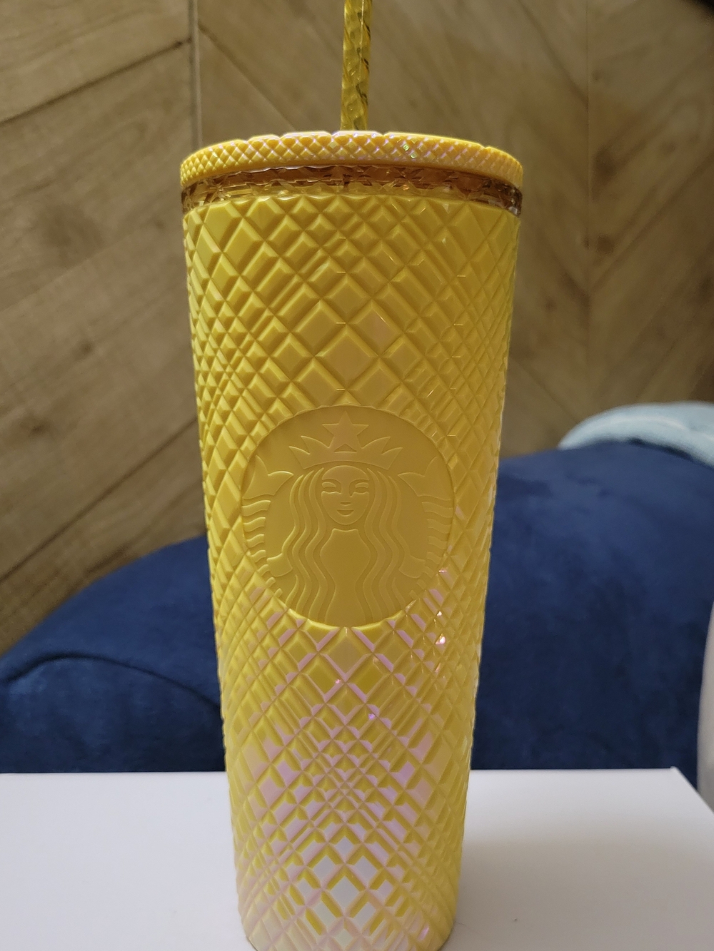 Starbucks Vibrant Yellow 24 Ounce Venti Cold Cup